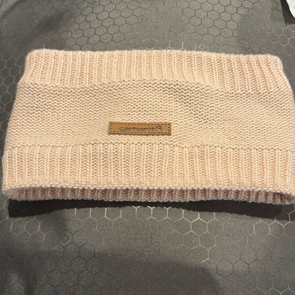 Carhartt women’s fleece and knit headband